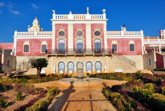 Estoi Palace