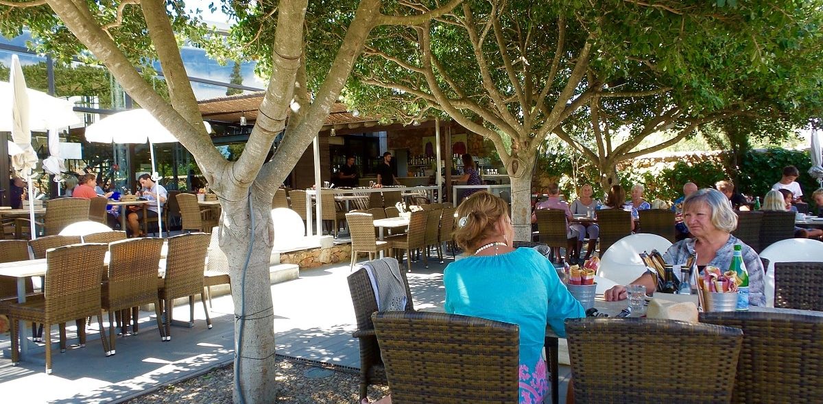 lunch-in-almancil lunch-in-almancil